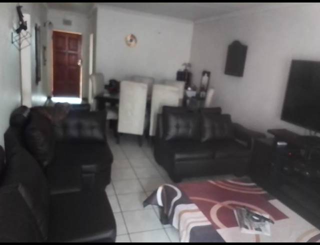 2 BEDROOM APARTMENT FOR SALE IN CASSELDALE